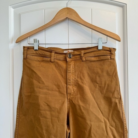 Marine Layer Cropped, Straight Leg Pants, Dark Mustard, Pockets, Belt Loops, 8 - Picture 3 of 6